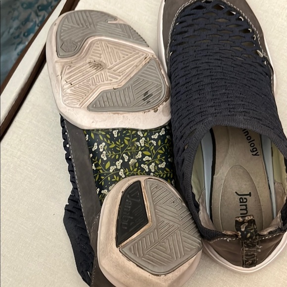 Jambu "Dory" Blue Gray Suede Flex Fit Perforated Slip On Sneakers - Picture 6 of 6